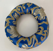 Load image into Gallery viewer, Ring Silk Cushion for Singing bowl-7 Chakras Bundle pack-Handcrafted