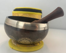 Load image into Gallery viewer, Flower of Life Singing Bowl Set 9 cm-Tibetan Meditation Bowl-Sound Healing Gift Set