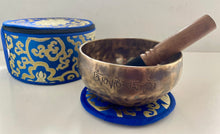 Load image into Gallery viewer, Singing Bowl Gift Set-Full Moon Healing Sound bowl-Handmade-15 cm