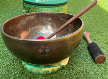 Load image into Gallery viewer, Singing Bowl-21 cm-Full Moon bowl with a Carry bag-Handmade Healing Gift Set