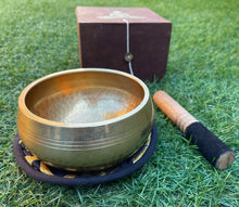 Load image into Gallery viewer, Singing Bowl-10.5 cm-Gift Set