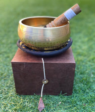 Load image into Gallery viewer, Singing Bowl-10.5 cm-Gift Set