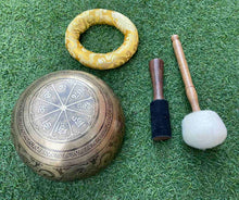 Load image into Gallery viewer, handmade singing bowl double dorje bajra