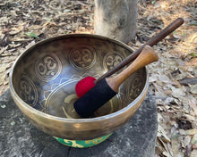 Load image into Gallery viewer, Singing Bowl-24 cm-OM Handmade Singing bowl Healing Gift Set