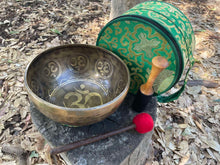 Load image into Gallery viewer, Singing Bowl-24 cm-OM Handmade Singing bowl Healing Gift Set