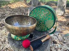 Load image into Gallery viewer, Singing Bowl-24 cm-OM Handmade Singing bowl Healing Gift Set