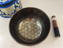 Load image into Gallery viewer, Singing Bowl Flower Of Life Gift Set-Healing Meditation bowl-Handmade-16 cm