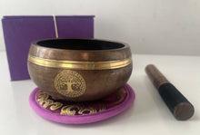 Load image into Gallery viewer, Tibetan Singing bowl-Gift Set-10 cm-Sacred Geometry-Mindfulness Gifts
