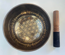 Load image into Gallery viewer, Singing bowl Handmade