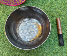 Load image into Gallery viewer, Singing Bowl-Flower of Life Meditation bowl-Handmade-20.5 cm