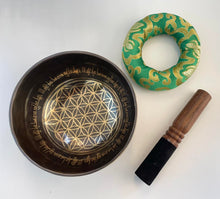 Load image into Gallery viewer, Singing bowl Handmade