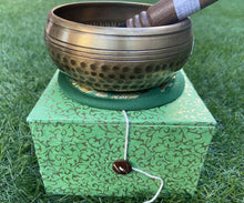 Load image into Gallery viewer, Singing Bowl-Gift set-Hand beaten-11cm-Buddha Carved