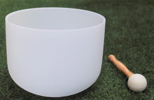 Load image into Gallery viewer, Crystal Singing bowl