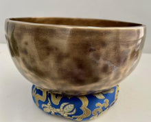 Load image into Gallery viewer, Singing bowl