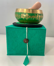 Load image into Gallery viewer, Singing Bowl-Gift Set-Green-9 cm