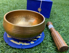 Load image into Gallery viewer, Singing Bowl-10.5 cm-Gift Set