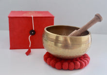 Load image into Gallery viewer, Singing bowl Gift Set-10 cm