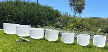 Load image into Gallery viewer, Set of 7 White Crystal Singing Bowls in Carry Bags-White-Pure Quartz-432 Hz