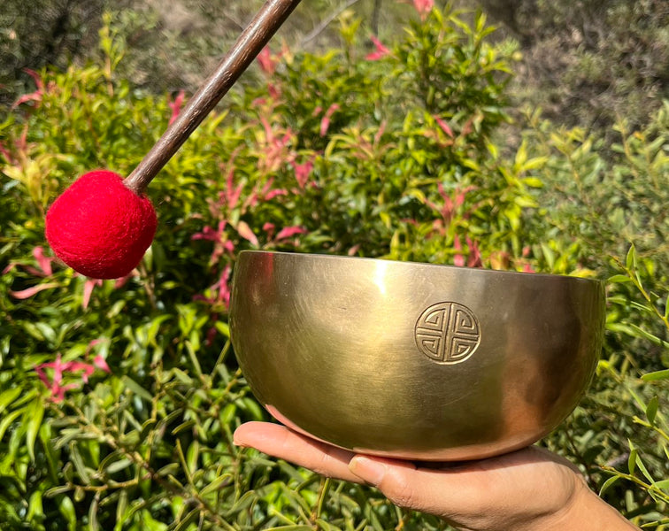 How to use a Singing bowl for healing
