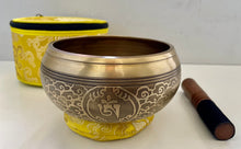 Load image into Gallery viewer, Singing bowl Gift Set-13 cm-Buddha Carved
