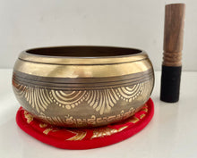 Load image into Gallery viewer, Singing bowl-Buddha Carved
