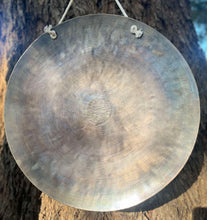Load image into Gallery viewer, Gong with Beater-Flower of Life-40 cm-Percussion Instrument-Sacred Geometry
