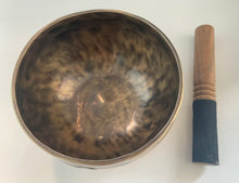 Load image into Gallery viewer, Singing bowl-Full Moon Healing Handmade Singing bowl
