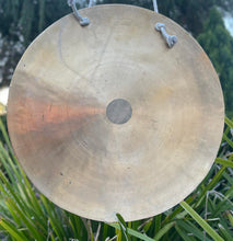 Load image into Gallery viewer, Wind Gong-45 cm diameter-Percussion Instrument
