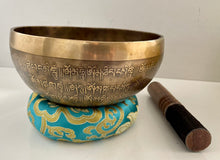 Load image into Gallery viewer, Singing Bowl-Meditation bowl-Handmade-18 cm
