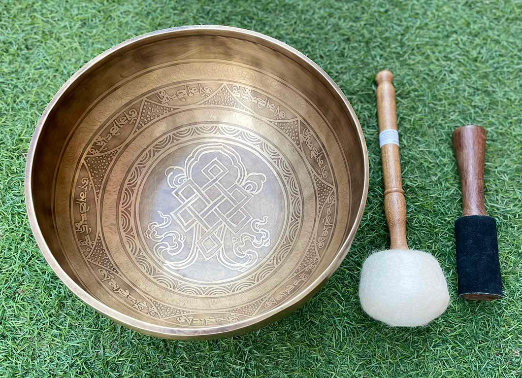 Singing Bowl-Endless Knot-Handmade-23 cm-Healing bowl