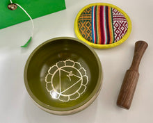 Load image into Gallery viewer, Singing Bowl for Sound Healing-Tibetan Bestseller Green Gift Set
