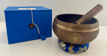 Load image into Gallery viewer, Singing bowl-Gift Set-Sound Healing-Chakra Balance-Yoga-Reiki
