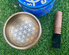 Load image into Gallery viewer, 10.5 cm Tibetan Singing Bowl Set – Flower of Life Design | Meditation Sound Bowl Gift Set with Cushion, Striker &amp; Brocade Silk Box

