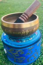 Load image into Gallery viewer, 10.5 cm Tibetan Singing Bowl Set – Flower of Life Design | Meditation Sound Bowl Gift Set with Cushion, Striker &amp; Brocade Silk Box
