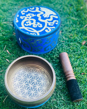 Load image into Gallery viewer, 10.5 cm Tibetan Singing Bowl Set – Flower of Life Design | Meditation Sound Bowl Gift Set with Cushion, Striker &amp; Brocade Silk Box

