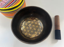 Load image into Gallery viewer, Singing Bowl Gift Set-Flower of Life Handmade Meditation Bowl-14 cm
