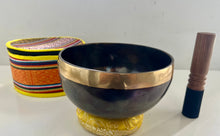 Load image into Gallery viewer, Singing Bowl Gift Set-Flower of Life Handmade Meditation Bowl-14 cm

