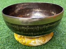 Load image into Gallery viewer, Singing Bowl-Handmade-20 cm-Healing bowl
