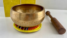 Load image into Gallery viewer, Singing Bowl-10.5 cm-Gift Set
