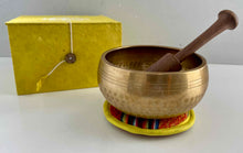 Load image into Gallery viewer, Singing Bowl-10.5 cm-Gift Set
