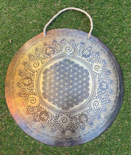 Load image into Gallery viewer, Wind Gong with FLower of life design
