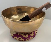 Load image into Gallery viewer, Himalayan Singing bowl-Gold-19.5 cm
