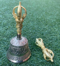 Load image into Gallery viewer, hand bell and vajra set
