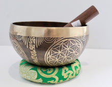 Load image into Gallery viewer, Singing Bowl-15 cm-Handmade-Flower of Life
