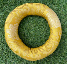 Load image into Gallery viewer, Singing bowl-Ring Cushions-Yellow-20 cm
